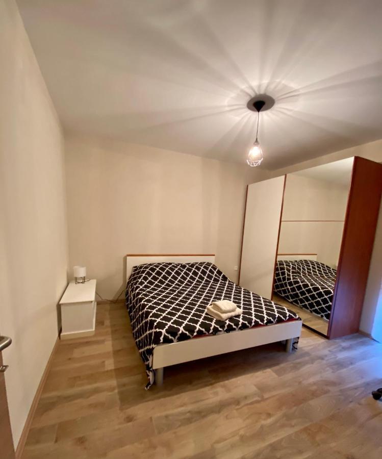 Apartment With Balcony And Free Parking Zadar Extérieur photo